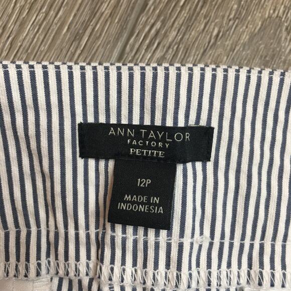 Ann Taylor Factory Petite Womens Pinstripes Straight Mid Rise Trouser Pant 12P - Picture 3 of 9